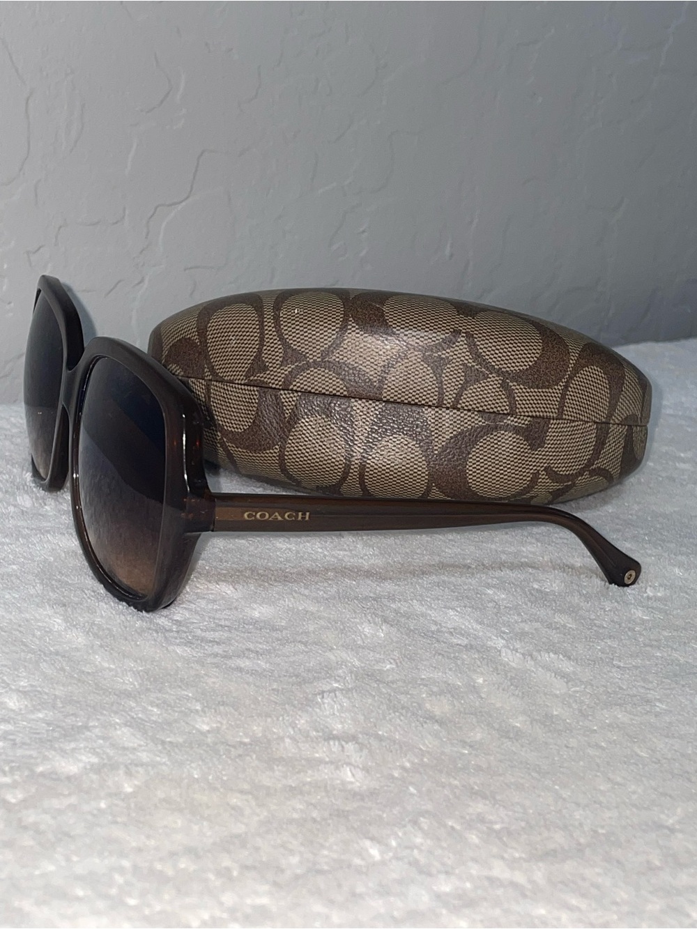 GUC-Coach Blake 61MM Sunglasses in Light Brown-Comes with Case - Picture 2 of 15